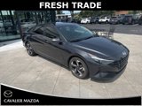 Used 2023 Hyundai Elantra SEL w/ Convenience Package image 3