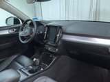 Used 2019 Volvo XC40 T5 Momentum image 4