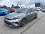 Used 2022 Kia Forte LXS w/ LXS Technology Package image 3
