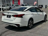 Used 2022 Nissan Altima 2.5 SV image 4