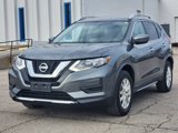 Used 2017 Nissan Rogue SV image 3