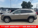 Used 2017 Jeep Cherokee Latitude w/ Trailer Tow Group image 2