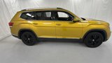 Used 2018 Volkswagen Atlas SEL Premium image 2