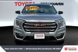 Used 2024 GMC Terrain SLT image 3
