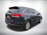 Used 2018 Kia Sorento LX image 4