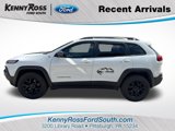 Used 2016 Jeep Cherokee Trailhawk w/ Comfort/Convenience Group image 1