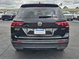 Used 2021 Volkswagen Tiguan SE w/ Panoramic Sunroof Package image 5