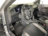 Used 2022 Volkswagen Tiguan SE R-Line image 5