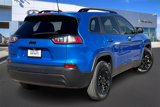 Used 2023 Jeep Cherokee Altitude Lux image 2
