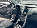 Used 2013 Hyundai Elantra SE w/ Technology Pkg image 5