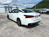 Used 2021 Nissan Altima 2.5 SR w/ SR Premium Package image 3