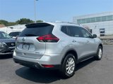 Used 2019 Nissan Rogue S image 2
