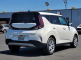 Used 2023 Kia Soul LX image 4