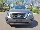 Used 2018 Nissan Pathfinder SV image 2
