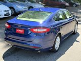 Used 2016 Ford Fusion SE image 3