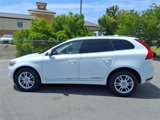 Used 2016 Volvo XC60 T5 Premier w/ Proximity Package image 3