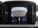 Used 2022 Volvo XC40 T4 Momentum image 4