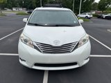 Used 2015 Toyota Sienna XLE Premium image 2