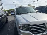 Used 2015 Lincoln Navigator 4WD image 3