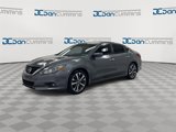 Used 2017 Nissan Altima 2.5 SR w/ LED Appearance Package image 4