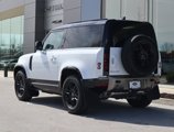 Used 2024 Land Rover Defender 90 X-Dynamic SE image 3