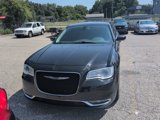 Used 2015 Chrysler 300 Limited w/ 300 Premium Group image 4
