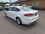 Used 2018 Ford Fusion SE image 4