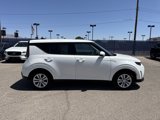 Used 2023 Kia Soul LX image 3