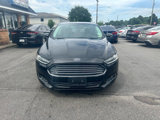 Used 2015 Ford Fusion SE w/ Equipment Group 202A image 2