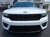 Certified 2024 Jeep Grand Cherokee Altitude image 3