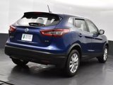 Used 2022 Nissan Rogue Sport S image 6