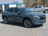 New 2025 Chevrolet Trax LT image 2