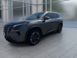 Used 2025 Nissan Rogue SV image 4
