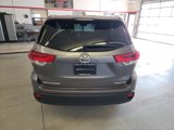 Used 2019 Toyota Highlander XLE image 6