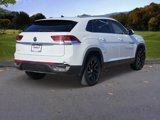 Used 2021 Volkswagen Atlas Cross Sport SE w/ Panoramic Sunroof Package image 4