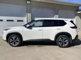 Used 2021 Nissan Rogue SV w/ Premium Package image 4