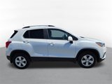 Used 2021 Chevrolet Trax LT w/ Premium Seat Package image 2