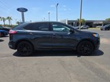 Used 2022 Ford Edge SE w/ Black Appearance Package image 3
