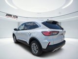Used 2021 Ford Escape SE image 5