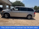 Used 2019 Dodge Grand Caravan SXT image 2
