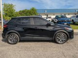 Used 2021 Nissan Kicks SV image 3