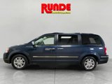 Used 2008 Chrysler Town & Country Limited w/ Entertainment Group #3 image 2