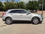Used 2018 Cadillac XT5 FWD image 3
