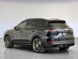 Certified 2022 Porsche Cayenne S Platinum image 3