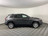 Used 2017 Jeep Cherokee Latitude w/ Comfort & Sound Group image 2
