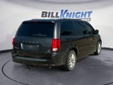 Used 2016 Dodge Grand Caravan SXT w/ Rear Park Assist Package image 5