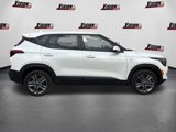 Certified 2023 Kia Seltos LX image 4