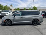 New 2025 Chrysler Pacifica Select image 3