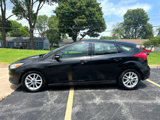 Used 2016 Ford Focus SE image 2