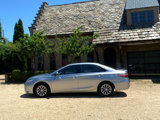 Used 2016 Toyota Camry SE image 2
